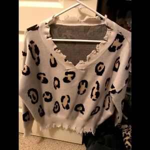 Animal print destroyed sweatshirt/ Sweater